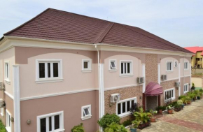 Room in Lodge - Auris Court Suites And Apartments